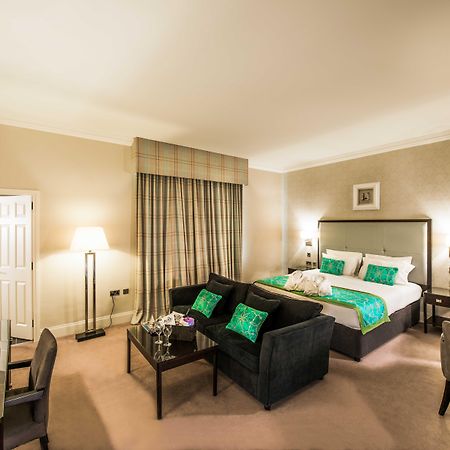 Leonardo Edinburgh City Bagian luar foto