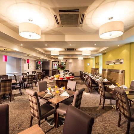 Leonardo Edinburgh City Bagian luar foto