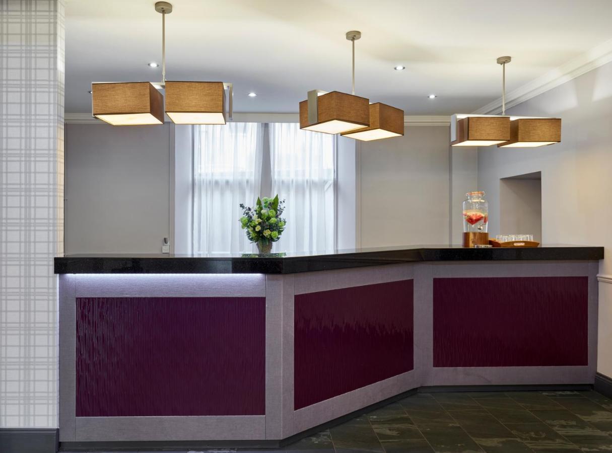 Leonardo Edinburgh City Bagian luar foto